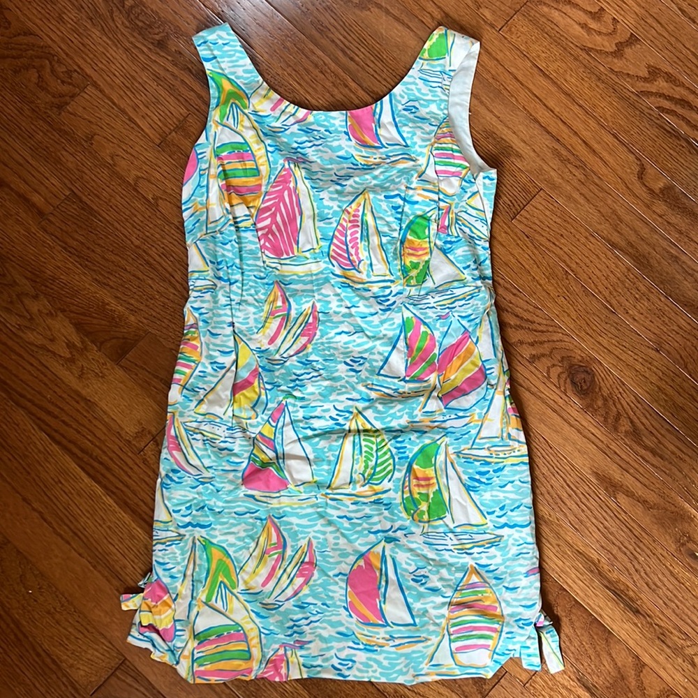 Lilly Pulitzer gotta regatta shift dress